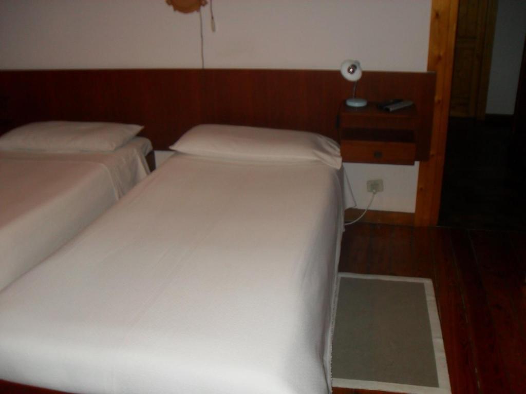 Albergo La Genzianella Bellagio Værelse billede